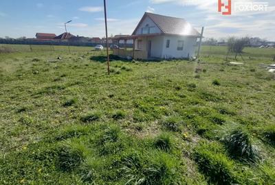 Teren de 2600 mp in Sanmihaiul Roman imprejmuit - ID V5057 Teren de 2600 mp in Sanmihaiul Roman imprejmuit - ID V5057 - 6