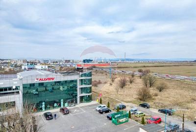 Spațiu comercial, de 1,000 mp, în Calea București - 1