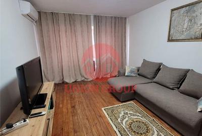 Apartament cu 2 camere decomandat, mobilat în Central - 3