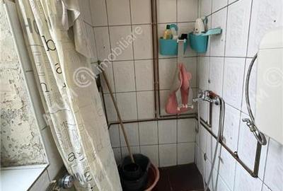 Garsonieră decomandată în Aeroport - 7