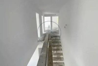 Casa de vanzare in zona Subcetate 1500 mp teren - 4