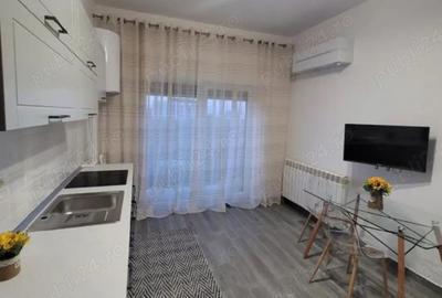 Garsonieră decomandată în Central - 1