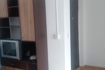 Republica, cartier 23 August - 10