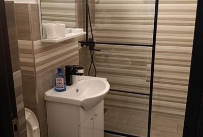 Apartament cu 3 camere decomandat în Central - 2
