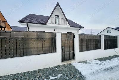 Casă cu Teren 200 Mp în Lumina - 5