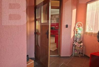 Casă cu 7 camere cu Teren 550 Mp în Central - 8