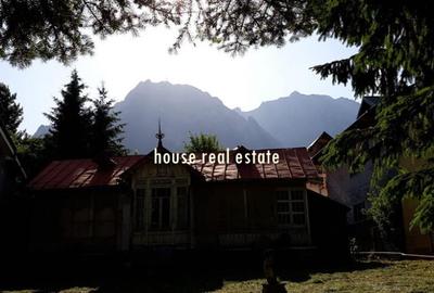 Casa de locuit situata in Busteni,ultracentral,amplasament deosebit