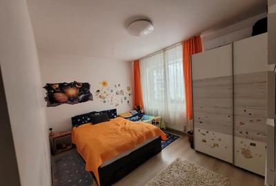 Apartament cu 2 camere decomandat în Apărătorii Patriei - 4