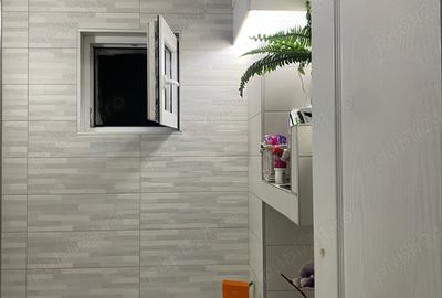 Apartament 3 camere + living open space cu bucatarie - 1