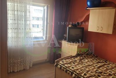Apartament cu 3 camere semidecomandat, mobilat în Orizont - 5