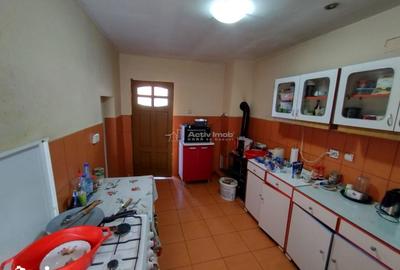 Casă cu 5 camere cu Teren 1800 Mp în Ciuchici - 13