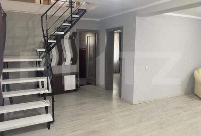 Casă cu 4 camere cu Teren 500 Mp în Central - 3