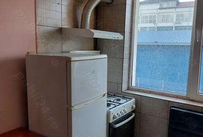 Inchiriez garsoniera Turnisor Sibiu etaj 1 - 7