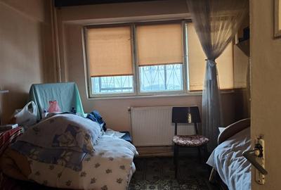 Apartament cu 3 camere decomandat în Obor - 2