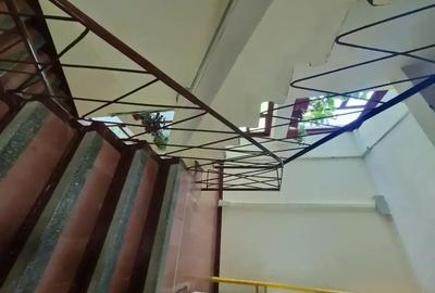 Apartament cu 3 camere nedecomandat în Energiei - 13