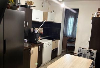 Apartament cu 3 camere decomandat în Tolstoi - 1