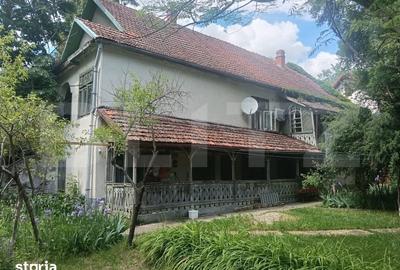 Casă cu Teren 750 Mp în Central