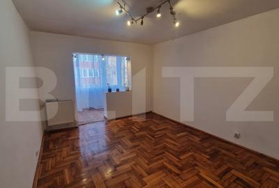 Apartament decomandat, 55 mp, etaj 3, 2 locuri de parcare, beci, zona aerisita - 11