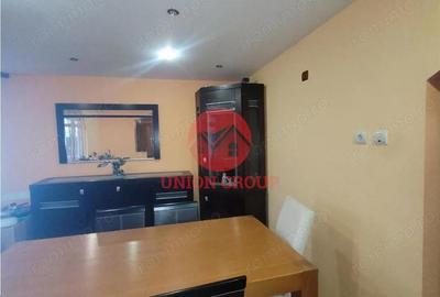 Casă cu 6 camere cu Teren 186 Mp în Vest - 10