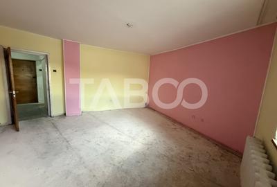 Apartament cu 2 camere decomandat în Făgăraș - 3
