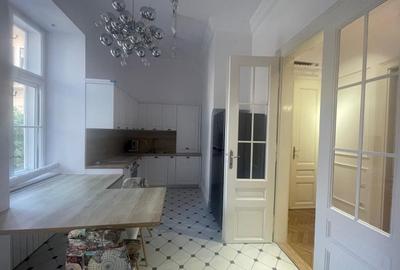 Apartament cu 5 camere decomandat în Ultracentral - 12