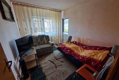 Apartament de 3 camere, decomandat, 64mp., zona Independentei. - 3