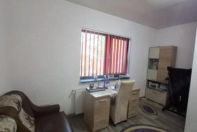 Casa de vanzare (2022) Campineanca, la 2 km de Foc?ani - 2