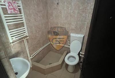 Casă individuală cu 11 camere cu Canalizare în Faleza Nord - 21