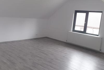 Casă individuală cu 4 camere cu Canalizare în Valu lui Traian - 10