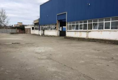 Spațiu comercial, de 2,000 mp, în Intim - 1