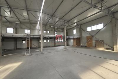 Spațiu comercial, de 600 mp, în Central - 10