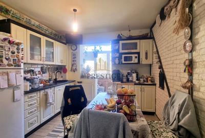 Apartament cu 3 camere decomandat, mobilat în Vasile Aaron - 4