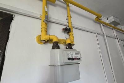 Apartament cu 2 camere decomandat în Văcăresti - 14