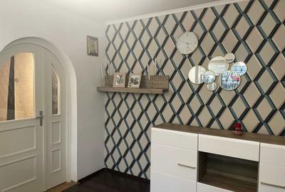Apartament cu 3 camere semidecomandat în Drumul Taberei - 1