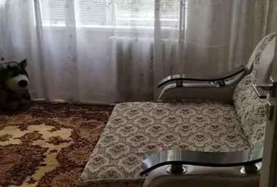 Apartament cu 3 camere decomandat în Aviației - 4