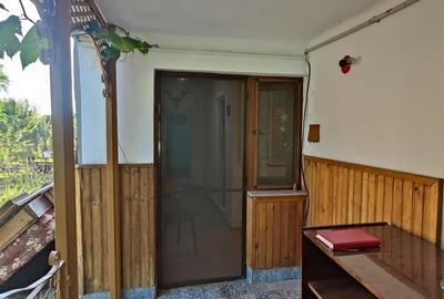 Casa decomandata, situata central in Boldesti Scaeni, in zona curata si linistit - 7