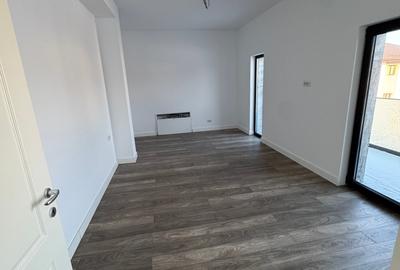 Casă individuală cu 4 camere cu Canalizare în Tunari - 14