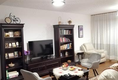 Apartament cu 3 camere semidecomandat în Schei - 2