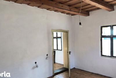 Casă cu 4 camere cu Teren 1300 Mp în Măgherani - 20