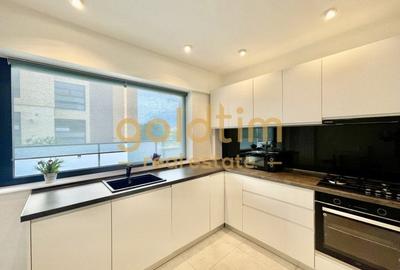 Apartament cu 3 camere semidecomandat, mobilat în Iancu Nicolae