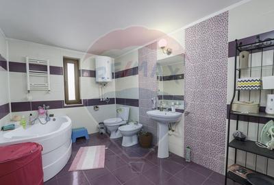 Vila cu 4 camere + terasa + curte + loc de parcare - Bacu... - 5