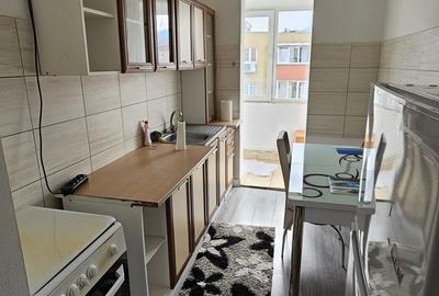 Apartament cu 2 camere decomandat în Florilor - 10