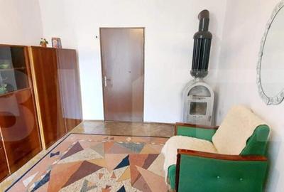 Casa de vanzare , 3 camere , 100 mp, zona Mulatau - 10