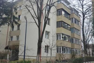Apartament cu 3 camere decomandat în Nord - 2