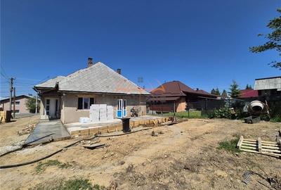 Casa de vanzare in Belis, in centru. - 4