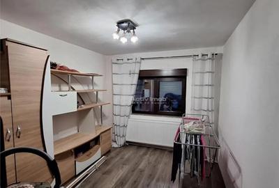 Apartament cu 3 camere decomandat în Central - 14