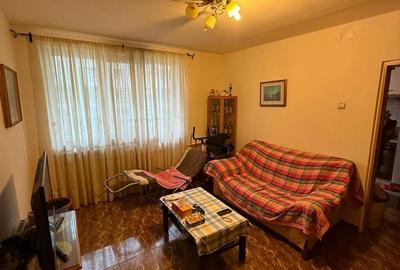 Apartament cu 3 camere semidecomandat în Calea Severinului - 2