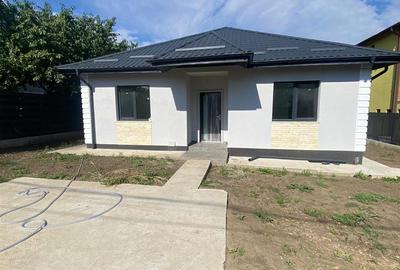 Casă cu 4 camere cu Teren 520 Mp în Breazu