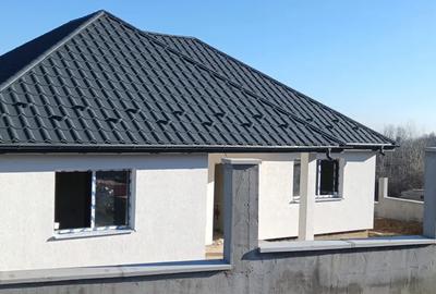 Casă cu 4 camere în Păun - 2