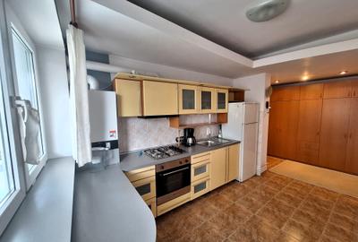 Apartament cu 3 camere semidecomandat în Valea Aurie - 8